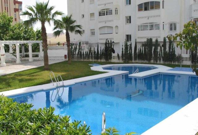 贝纳尔马德纳Apartamento Arroyo De La Miel, Luminoso Y Bonito公寓 外观 照片